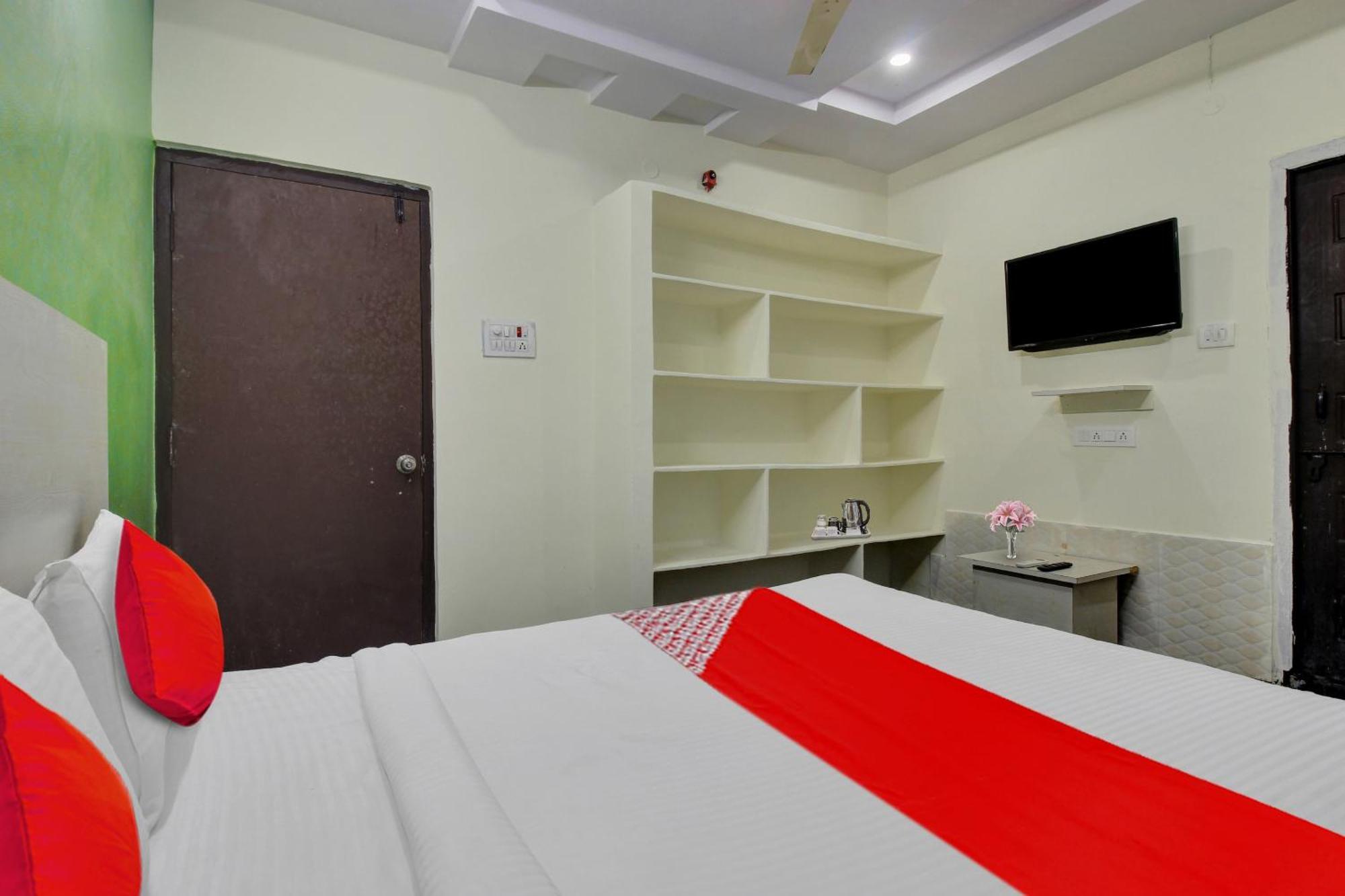 Hotel O Lavish Stay Sururnagar Esterno foto