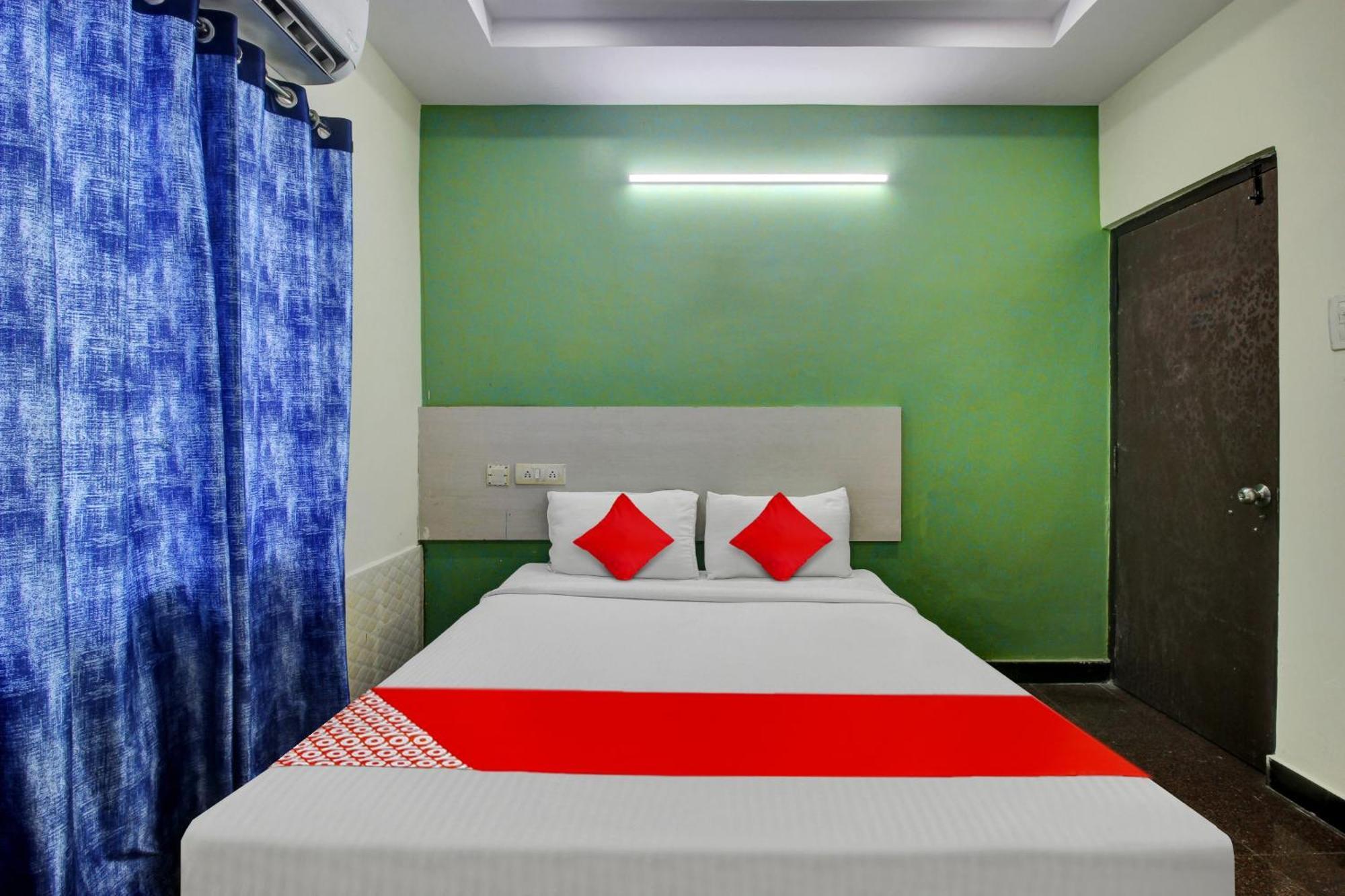 Hotel O Lavish Stay Sururnagar Esterno foto