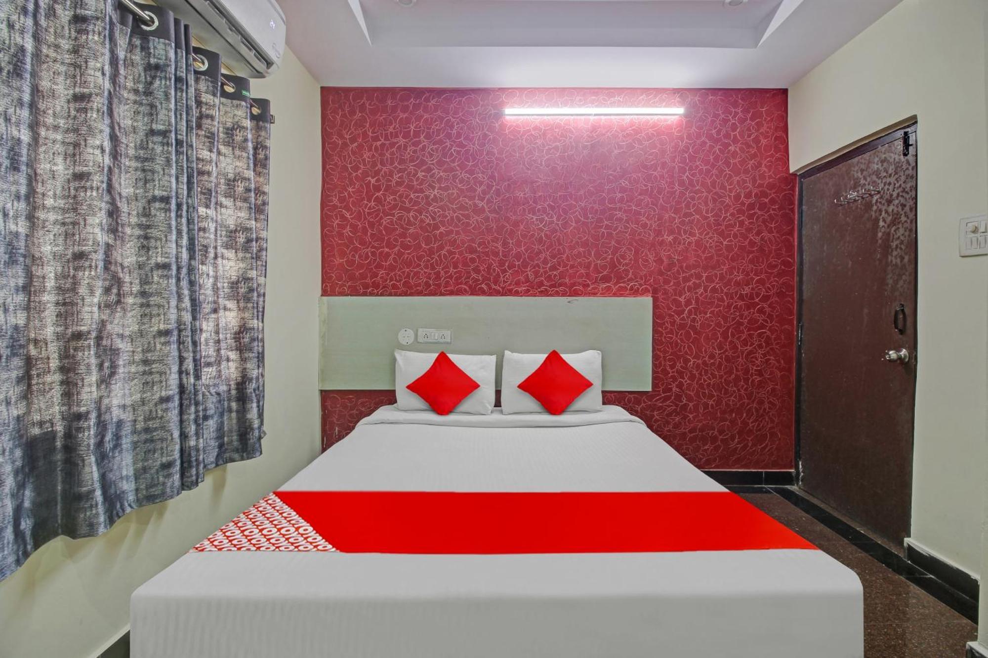 Hotel O Lavish Stay Sururnagar Esterno foto